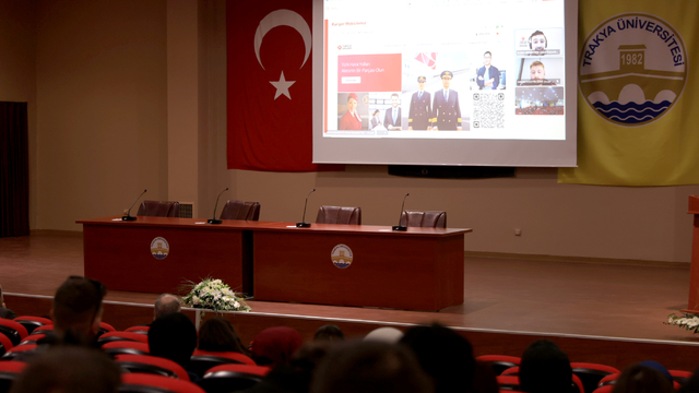 Trakya Üniversitesinde "Uçuş ve Ötesi" Konferansı düzenlendi