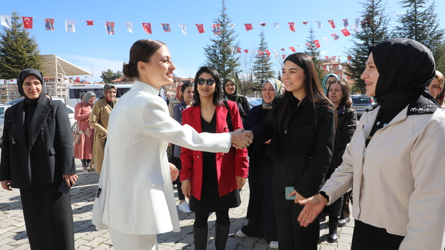 Korkuteli'nde Üreten Kadınlar El Emeği Festivali başladı