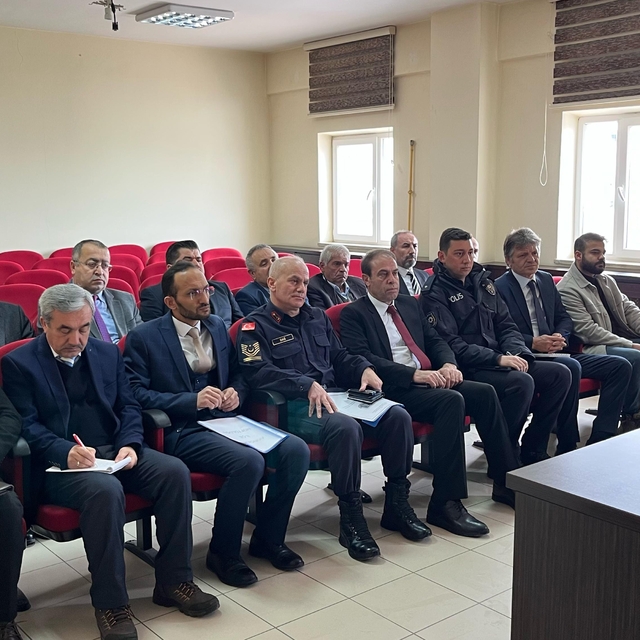 Akıncılar'da İlçe İdare Şube Başkanları toplantısı yapıldı