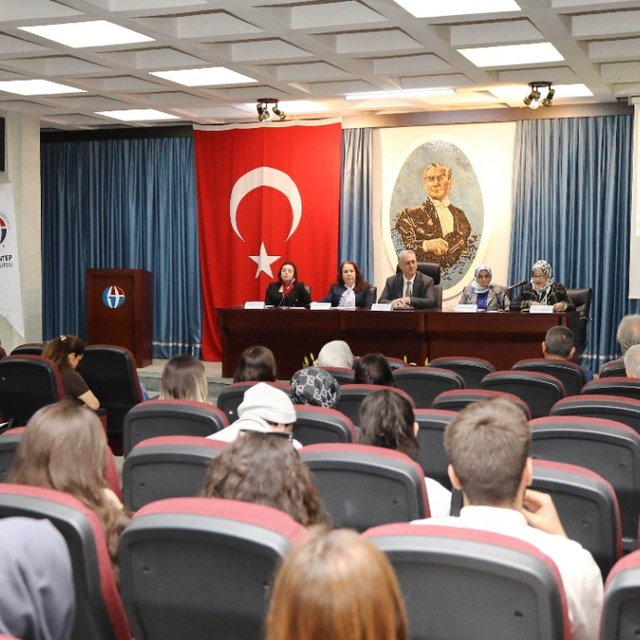 GAÜN'de kadınların sosyo-ekonomik ve kültürel durumu konuşuldu