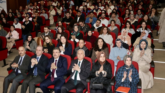 Trabzon'da "Güven Toplumunun İnşası, Şiddetin Anatomisi ve Çözüm Yolları" paneli düzenlendi