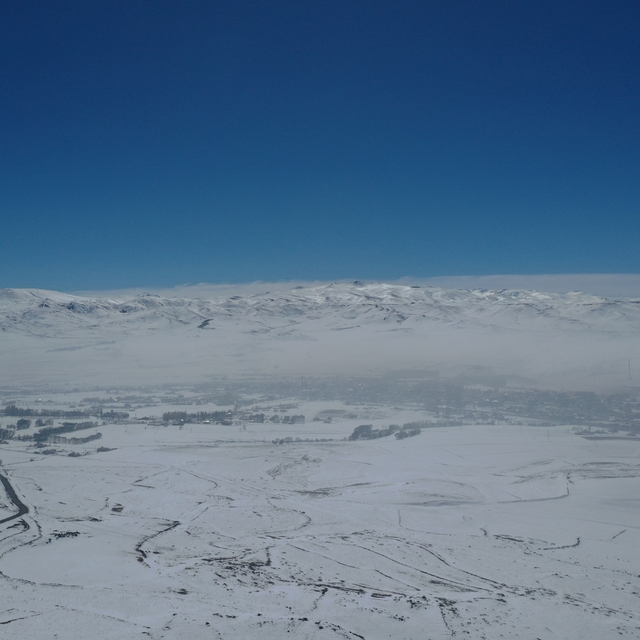 Ağrı'da sis etkili oldu