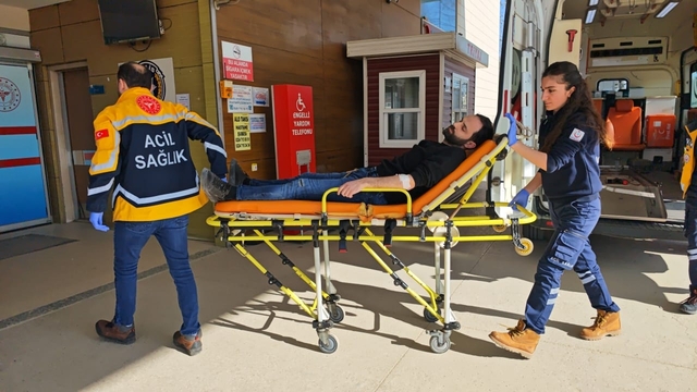Bursa'da bir kişi kazara kendini vurdu