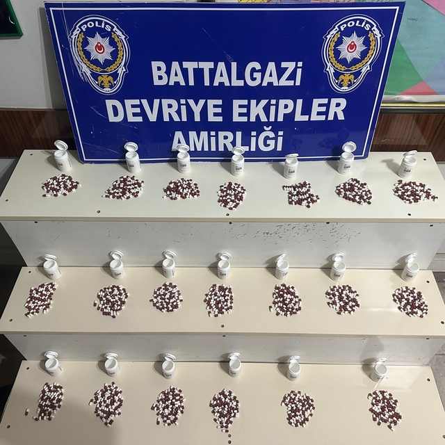 Malatya'da uyuşturucu operasyonunda 2 şüpheli yakalandı