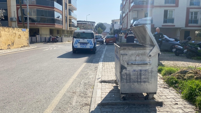 Aydın'da "çöp dökme" kavgasında baba ve kızı bıçakla yaralandı