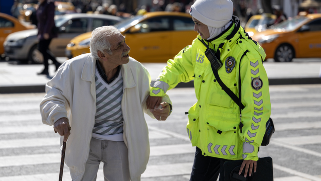 Başkent sokaklarında "trafik güvenliği" onlardan soruluyor