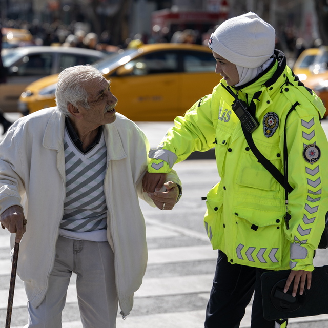 Başkent sokaklarında "trafik güvenliği" onlardan soruluyor