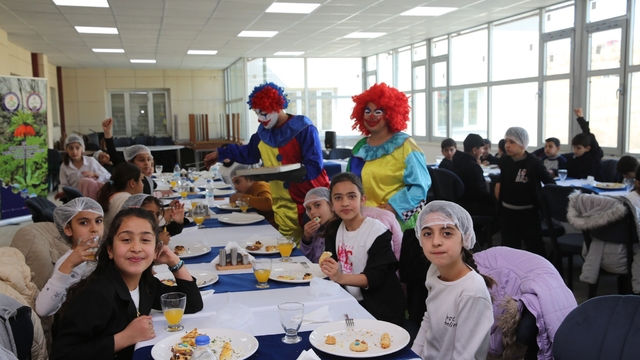 Şırnak Üniversitesinde minik şefler mutfakta etkinliği