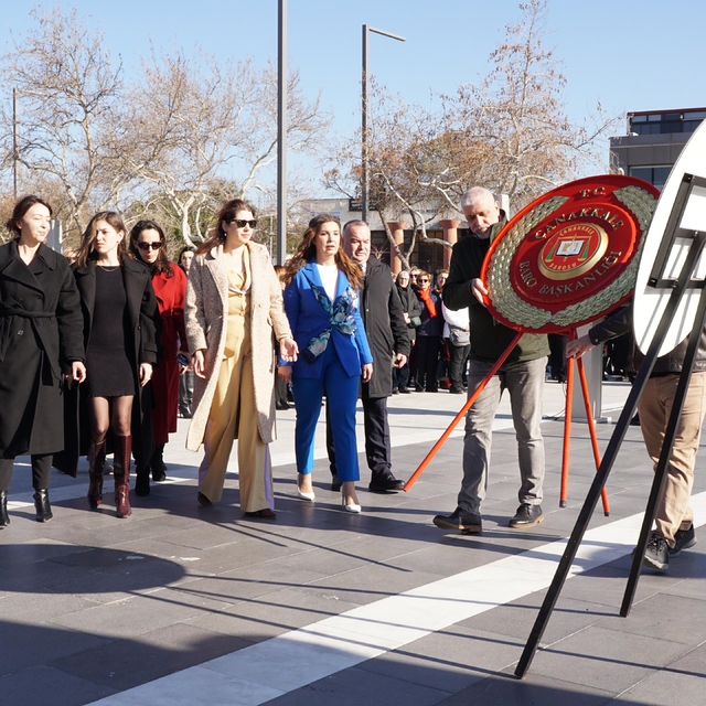Çanakkale'de 8 Mart Dünya Kadınlar Günü kutlandı