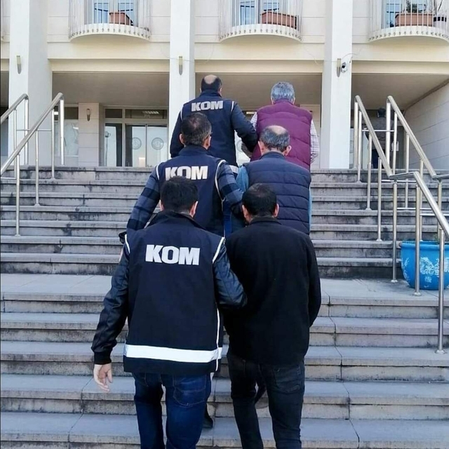 Muğla'da silah kaçakçılığı operasyonu; 3 gözaltı