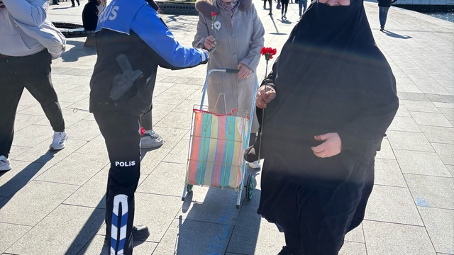 Çanakkale İl Emniyet Müdürlüğünden 8 Mart Dünya Kadınlar Günü kutlaması
