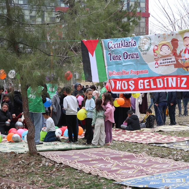 Siirt'te çocuklara yönelik "tekne orucu" etkinliği düzenlendi