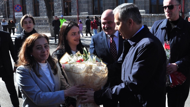Bakan Yerlikaya: Kanunlar ortadayken sahipsiz köpekler tarafından bir bebeğin katledilmesini kabul edemeyiz