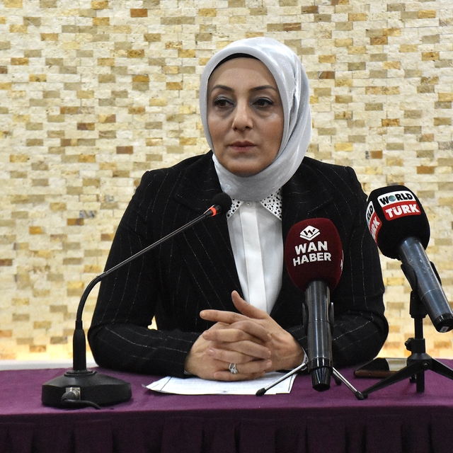 AK Parti Van Kadın Kollarından "8 Mart Dünya Kadınlar Günü" açıklaması