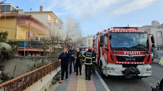 Çorum'da evde çıkan yangında dumandan etkilenen yaşlı çift tedaviye alındı