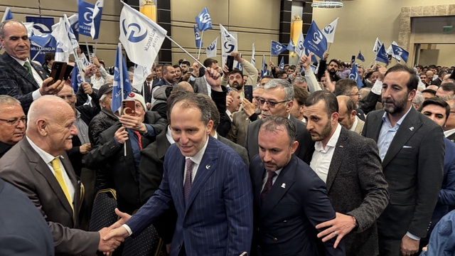 Yeniden Refah Partisi Genel Başkanı Erbakan, Konya'da Necmettin Erbakan'ı anma programına katıldı