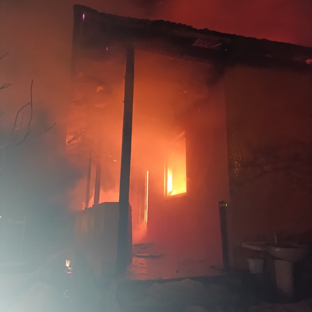 Erzurum'da evde çıkan yangın hasara yol açtı