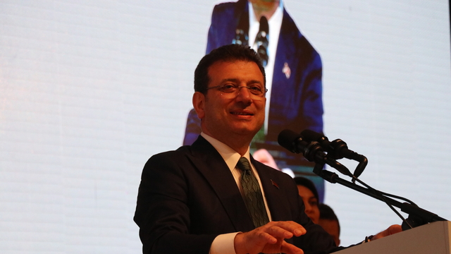 Ekrem İmamoğlu: Partimin ve milletimizin cumhurbaşkanı adayı olmaya talibim (2)