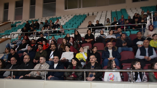 Boyabat'ta Kadınlar Günü Voleybol Turnuvası sonuçlandı