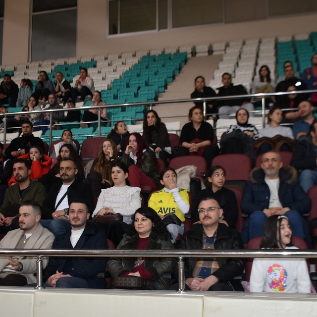 Boyabat'ta Kadınlar Günü Voleybol Turnuvası sonuçlandı