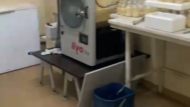 'Gen' tedavisi adı altında hastalardan binlerce dolar talep eden polikliniğin laboratuvarı mühürlendi