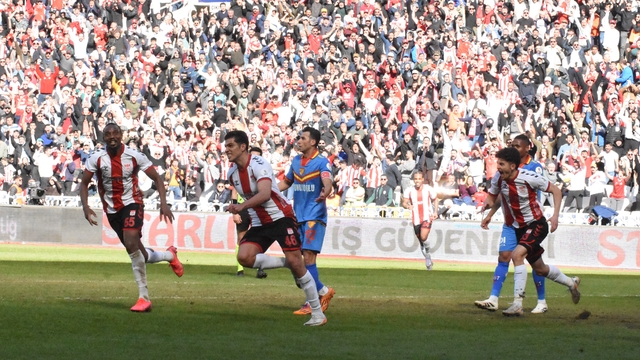 Sivasspor- Göztepe: 3-1