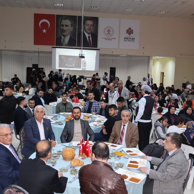 MHP Adana İl Başkanı Yusuf Kanlı iftar programına katıldı