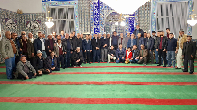 Beypazarı ilçesi Oymaağaç Mahallesi'nde iftar programı düzenlendi