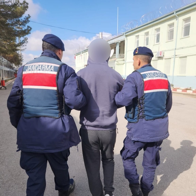 Karaman'da çeşitli suçlardan aranan 51 kişi yakalandı