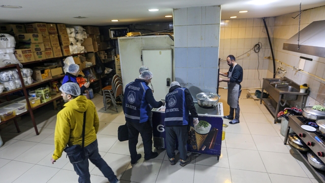 Van'da lokanta ve restoranlar denetlendi