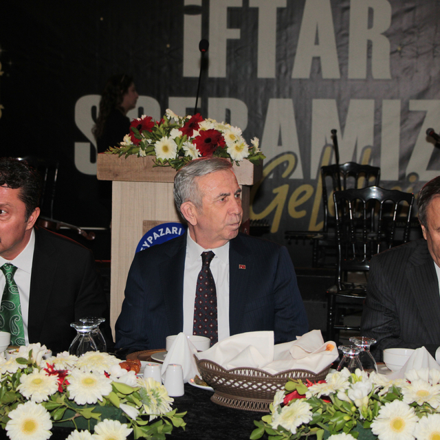 Ankara Büyükşehir Belediye Başkanı Mansur Yavaş, Beypazarı'nda iftar progra...