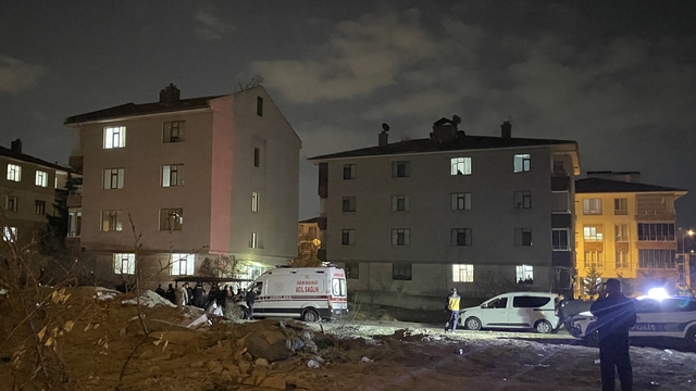 Konya'da boşanma aşamasındaki eşini tabancayla öldüren kişi intihar etti