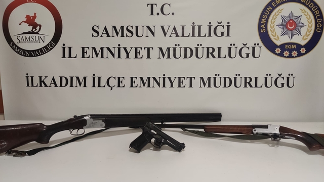 Samsun'da ruhsatsız tüfek ve tabanca ile yakalanan kişi gözaltına alındı