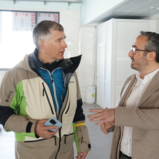 İngiliz acente Erciyes Yüksek İrtifa Kamp Merkezi'nde incelemede bulundu