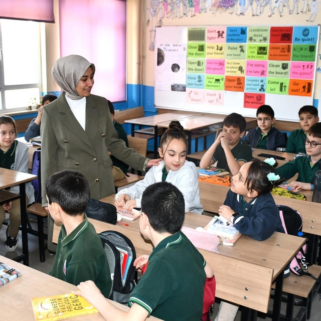 Gümüşhacıköy Kaymakamı Güneş öğrencilerle bir araya geldi