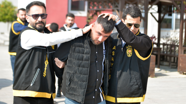 15 milyon haraç kesilen iş insanını tabancayla vuran şüpheli ile ağabeyi yakalandı