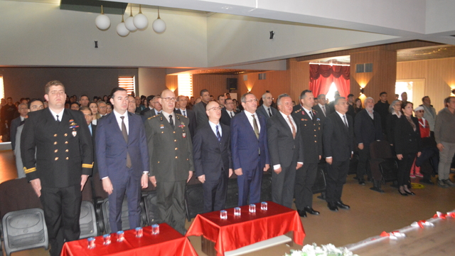 Ayvalık'ta İstiklal Marşı'nın Kabulü ve Mehmet Akif Ersoy'u Anma Günü etkinliği düzenlendi