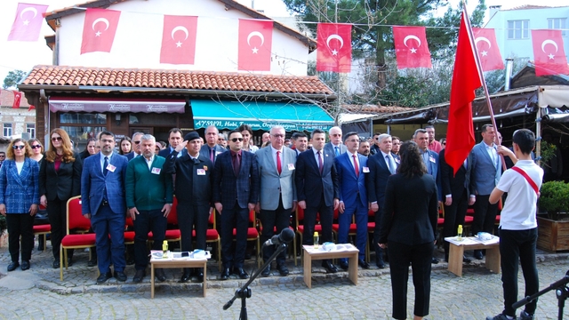 Bayramiç'te İstiklal Marşı'nın Kabulü ve Mehmet Akif Ersoy'u Anma Günü etkinliği düzenlendi