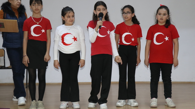 Amasya'da öğrenciler İstiklal Marşının kabulünü canlandırdı