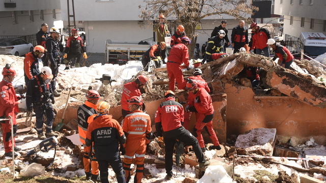 Bitlis'te deprem tatbikatı