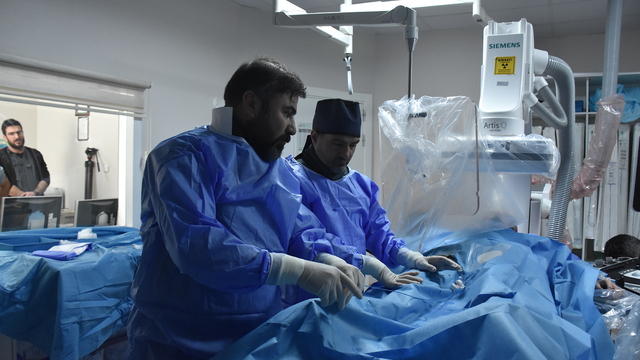 Kalbi delik 1000 hastayı cerrahi müdahale yapmadan iyileştirdi