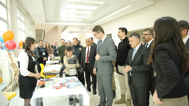 Van'da "STEM Festivali" bilim meraklısı kadın ve çocukları bir araya getirdi