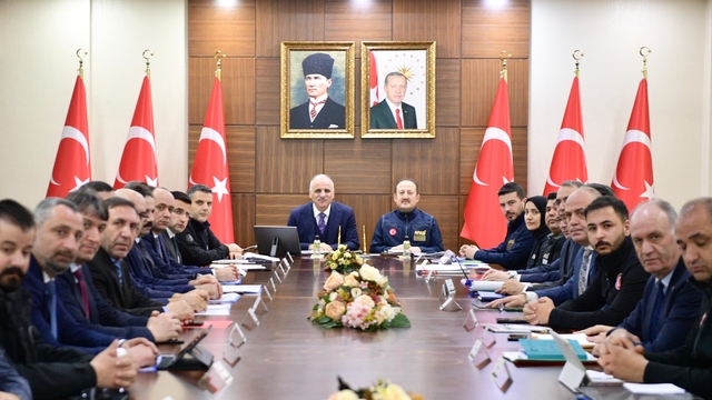 Diyarbakır'da düzenlenen toplantıda afet koordinasyon çalışmaları değerlendirildi