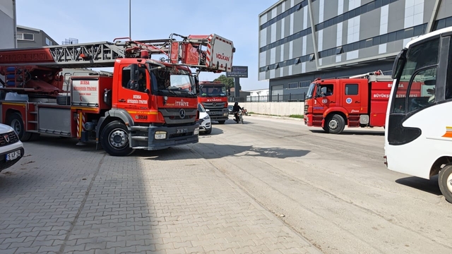 İnegöl'de fabrika bacasında çıkan yangın söndürüldü