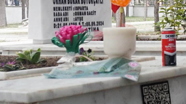 Şehit kabirlerinde karekod uygulaması