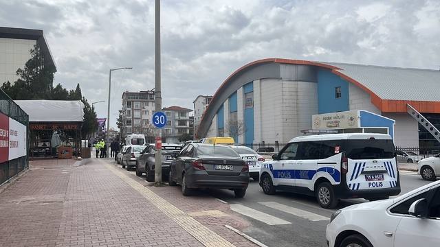 Burdur'da otomobille çarpışan motosikletin sürücüsü yaralandı