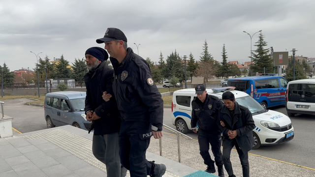 Karaman'da, ev kundakladıkları iddiasıyla gözaltına alınan 2 kişi tutuklandı