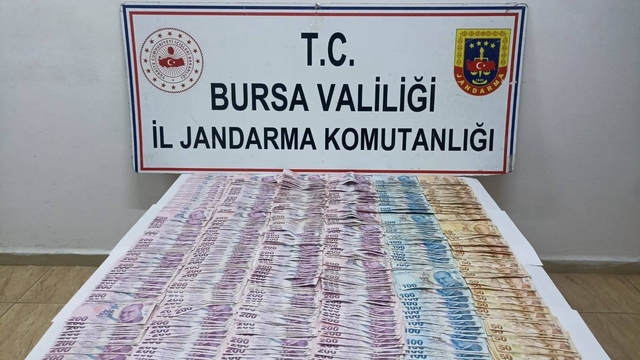 Adlarının cinayet soruşturmasına karıştığını söyleyip 115 bin TL dolandırdılar: 2 gözaltı