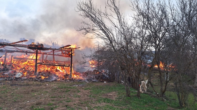 Kastamonu'da korkutan yangın: 3 ev, 6 ahır, 9 samanlık ve 2 ambar kullanılamaz hale geldi