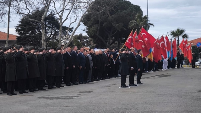 Gelibolu'da Şehitleri Anma Günü ve Çanakkale Deniz Zaferi'nin yıl dönümü için tören düzenlendi